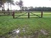 Dubbele poort met tussenpaal